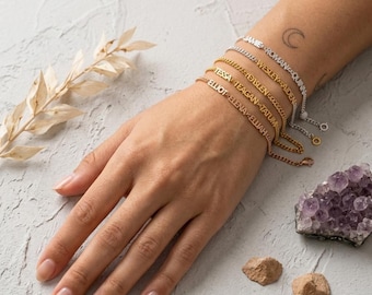 Custom Multiple Name Bracelet – Dainty Family Chain Bracelet in Silver Gold Rose Gold – Personalized Gift for Her