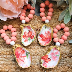 Coral & Peach Floral Napkin Rings | Oyster Shell Napkin Rings | Oyster Shell Table Decor | Hostess Gift | Mother&#39;s Day | Bridesmaid Gift