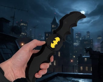 Bat-Themed Superhero Cosplay Prop – Lightweight Pretend Play Accessory