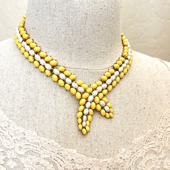 TRIFARI Necklace Earrings Set, Trifari Pearl Stat… - image 8