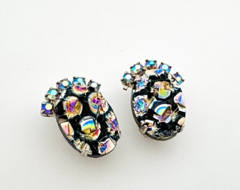 Vintage Earrings, Aurora Borealis Rhinestone Clip On Earrings, 1950s Costume Jewelry, Black Carnival Art Glass Silver Color Non Pierced