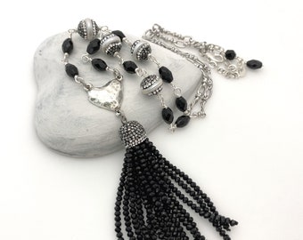 Black Beaded Tassel Necklace, Rhinestone Pearl Pendant Necklaces for Women, Handmade Gift Statement Necklace Silver Heart Jewelry