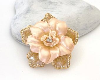 NOLAN MILLER Flower Brooch Pin Scarf Clip, Light Peach Enamel Rose Flower Clear Crystal Rhinestone Brooches for Women Gold Tone Jewelry