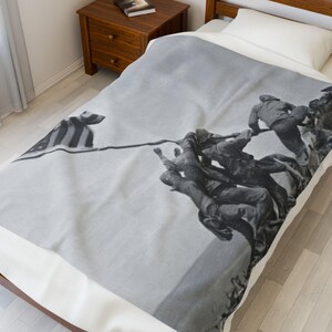 WWII Iwo Jima Flag Raising Plush Blanket – Patriotic Home Decor