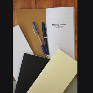 Undated monthly planner insert, month on 2 pages, Travelers notebook inserts, White, Ivory, Kraft, Black, Midori inserts,