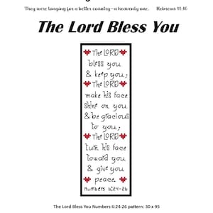 Pode incluir: Padrão de ponto cruz branco com o texto "The Lord Bless You" em preto. O design inclui uma oração emoldurada de Números 6:24-26, com corações vermelhos em ponto cruz. O padrão mede 76 x 241 cm.