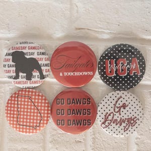 Bottoni per la giornata di gioco dell'Università della Georgia (3")