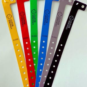 Custom Logo PVC Wristbands: Personalized Event Bracelets