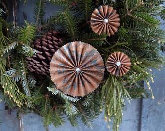 Blue Bird Rosette Ornaments, 5 Blue Birds on Woodgrain Paper, 5 Paper Rosettes, Handmade Origami Ornaments