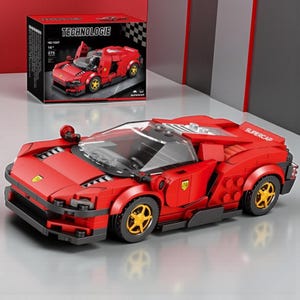 Puede incluir: Un superdeportivo de juguete rojo hecho de bloques entrelazados, con ruedas doradas. El modelo tiene un parabrisas transparente y la palabra "SUPERCAR" está impresa en el lateral. La caja del fondo dice "TECHNOLOGIE".