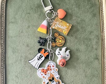 Halloween Kindle Charm,  Kindle Charm, Bookish E-reader Accessory, Kindle Charm Chain, Customized Bookish Gifts, Kindle Keychain