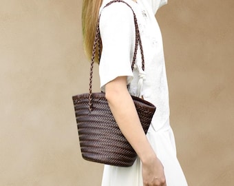 Handmade Woven Genuine Leather Bucket Bag — Retro Drawstring Vegetable Basket Shoulder Tote