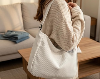 Dumpling Style Shoulder Crossbody Bag Soft Casual Street Inspired Lightweight Zippered Everyday Carry