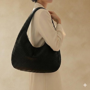 Woven Heart Shoulder Bag Large Capacity Everyday Tote Soft Romantic Gift Purse Women Handbag image 1