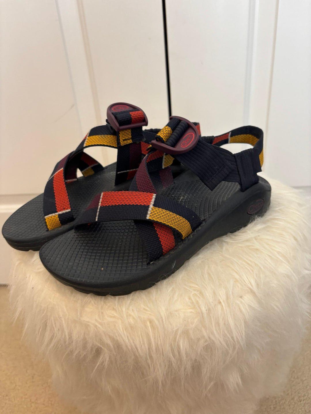 Chaco Mega Z/cloud Sandal With Wide Straps and a Blocboum Red Pattern ...