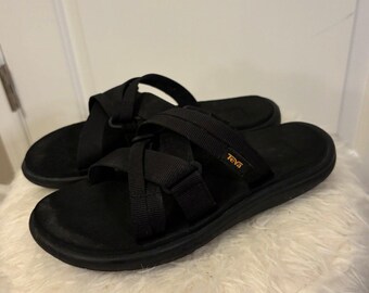 Teva Voya Slide. Women’s size 5