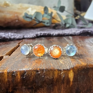 SONNENSTEIN MONDSTEIN Ohrstecker | 5 mm Sonnenstein und 4 mm Mondstein & 925 Sterling Silber Ohrstecker Set