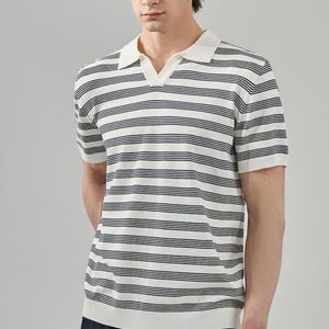 Striped Polo Shirt | Casual Loose Fit Top | Daily Wear | Minimal Streetwear Style

Striped polo shirt with relaxed short sleeve minimal streetwear style