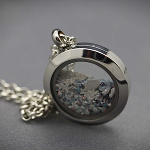 Urn Necklace for Human Ashes, Stainless Steel Cremation Jewelry, Ashes Necklace for Men, Glass Shaker Locket, Glass Cremation Pendant, Loss