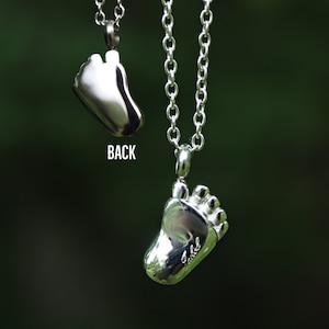 Infant Loss Keepsake, Stillborn Memorial, Baby Memorial Gift, Human Ash Necklace, Engraved Cremation Urn Necklace, Human Cremation Keepsakes