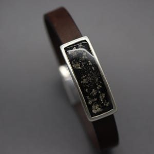 Cremation Leather Bracelet, Cremation Bracelet for Men, Cremation Jewelry Ashes, Ash Bracelet for Men, Silver Cremation, Urn Bracelet, Loss