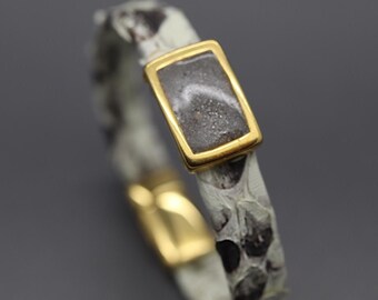Einäscherungsarmband aus Leder, Einäscherungsarmband für Herren, Schmuck aus Einäscherungsasche, Aschearmband für Herren, Goldene Einäscherung, Urnenarmband, Verlust