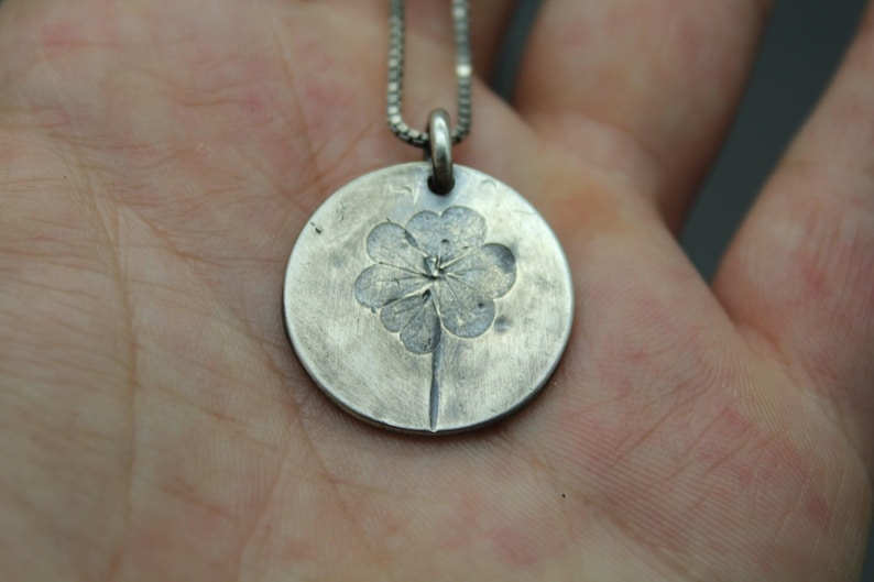 Four Leaf Clover Necklace, Cremation Jewelry, Ash Necklace, Memorial Jewelry, Memorial Necklace, Bereavement Jewelry, Pet Loss Pendant Gift image 2