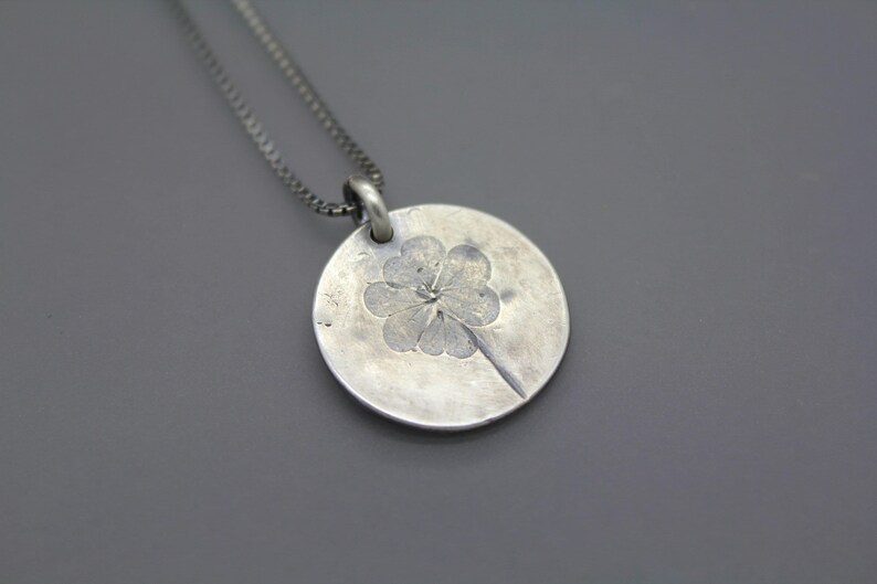 Four Leaf Clover Necklace, Cremation Jewelry, Ash Necklace, Memorial Jewelry, Memorial Necklace, Bereavement Jewelry, Pet Loss Pendant Gift image 3