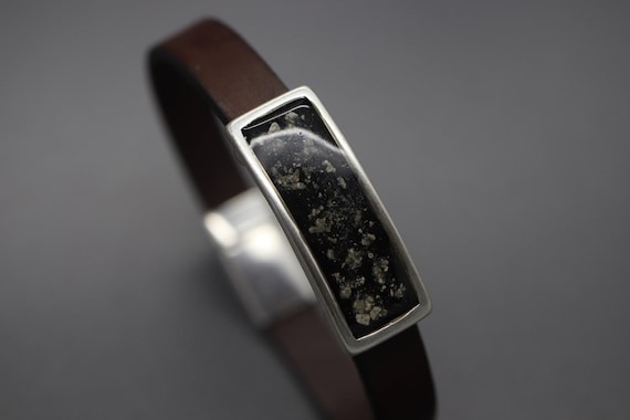 Cremation Leather Bracelet, Cremation Bracelet for Men, Cremation Jewelry Ashes, Ash Bracelet for Men, Silver Cremation, Urn Bracelet, Loss