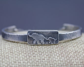 Pulsera de elefante personalizada, joyería de elefante, pulsera para mamá, joyería para mamá, mamá y bebé, joyería para madres, pulsera para mamá, elefante bebé, mamá