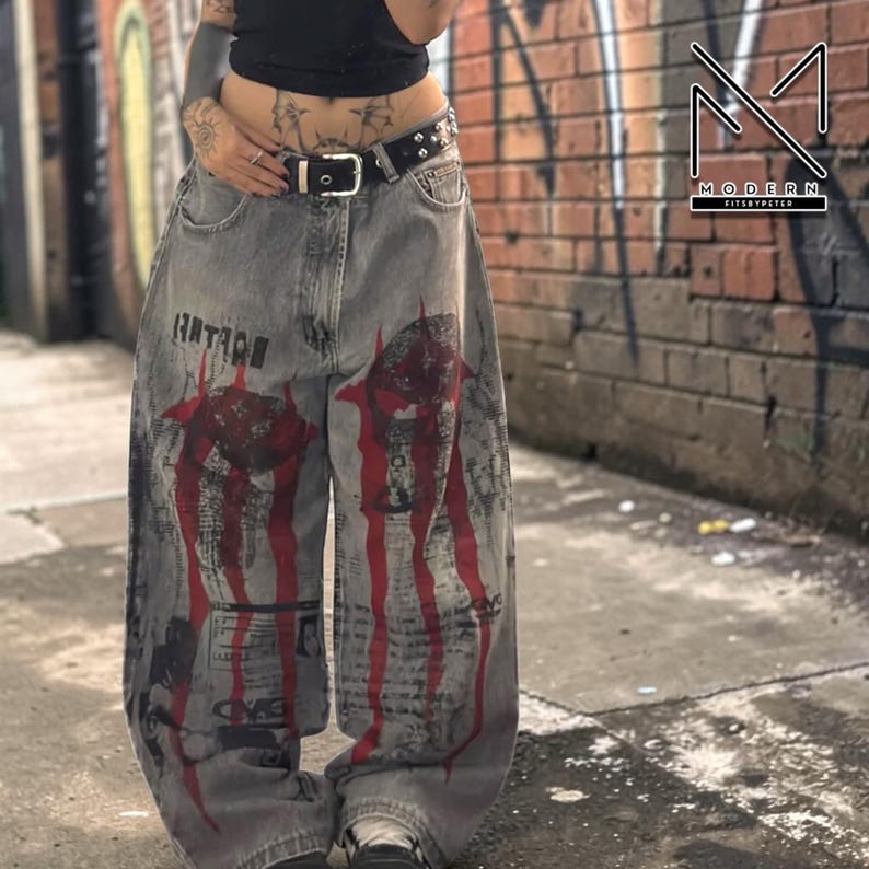 Denim Baggy Jeans | Straight High Waisted Pants | Casual Wear | Vintage Y2K Streetwear

Baggy vintage jeans designed with a high waist and straight leg silhouette, featuring a loose fit suitable for streetwear outfits and everyday casual styling.