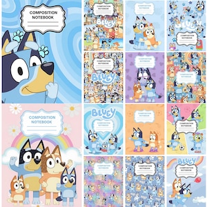Könnte beinhalten: Eine Sammlung von Bluey-Kompositionsheften mit verschiedenen bunten Designs mit Charakteren aus der Serie. Jedes Heft enthält ein weißes Etikett mit dem Text Composition Notebook und Linien zum Schreiben, vor blauem, rosa und orangefarbenem Hintergrund.