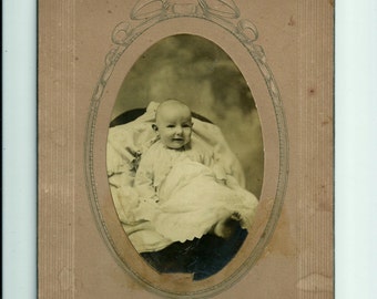 Vintage Cute Baby Photo