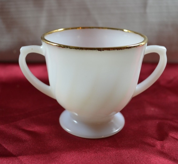ANCHOR HOCKING FIRE-KING MILK GLASS SWIRL W/ GOLD TRIM 5