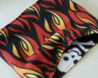 Bufanda de polar para niño: calentador de cuello reversible con llamas y calaveras