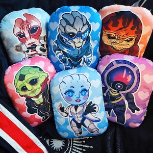 Oreillers en peluche Mass Effect