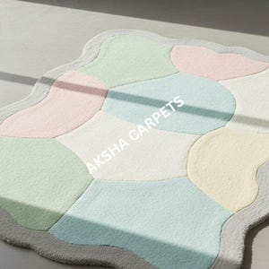 Dywan z wełny tkany ręcznie – nowoczesny, pastelowy, nieregularny dywan