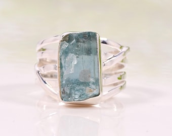 Raw Aquamarine Spiral Ring, Natural Bar Ring, Sterling Silver Jewelry, Aquamarine Ring, March Birthstone, Crystal Ring, Gift For Women