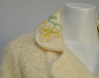 vintage 1960s creamy white mohair spring coat w/ floral embroidery XS-M