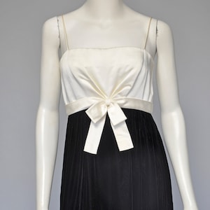 vintage 1960s Malcolm Starr black and white velvet party dress S/M