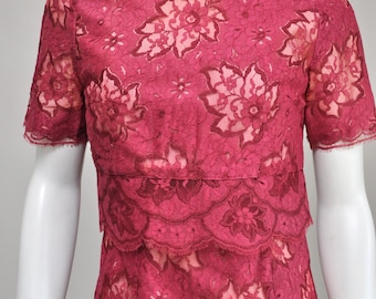 Vestido de fiesta vintage de encaje color frambuesa de los años 60 con top a juego, talla XS/S
