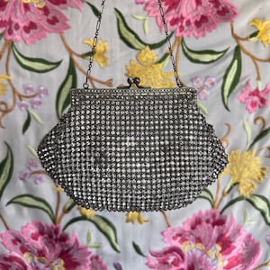 vintage 1930s prong set rhinestone purse with delicate chain