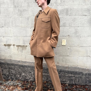 vintage late 1960s Pierre Cardin men&#39;s space age mod suit 39