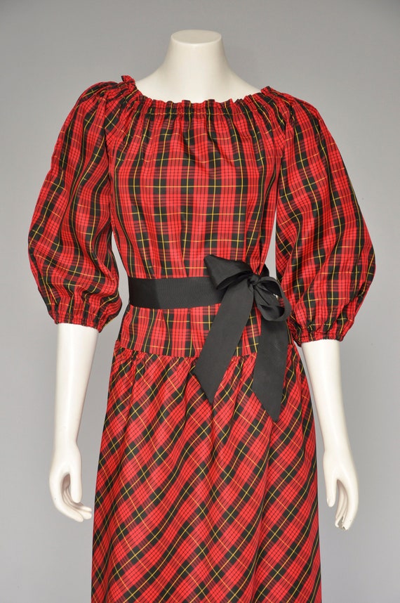 vintage late 70s early 80s red plaid Bill Blass ma
