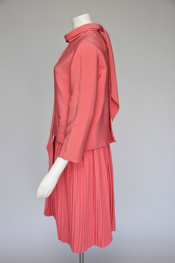 vintage 1960s unlabeled Norman Norell salmon dres… - image 5