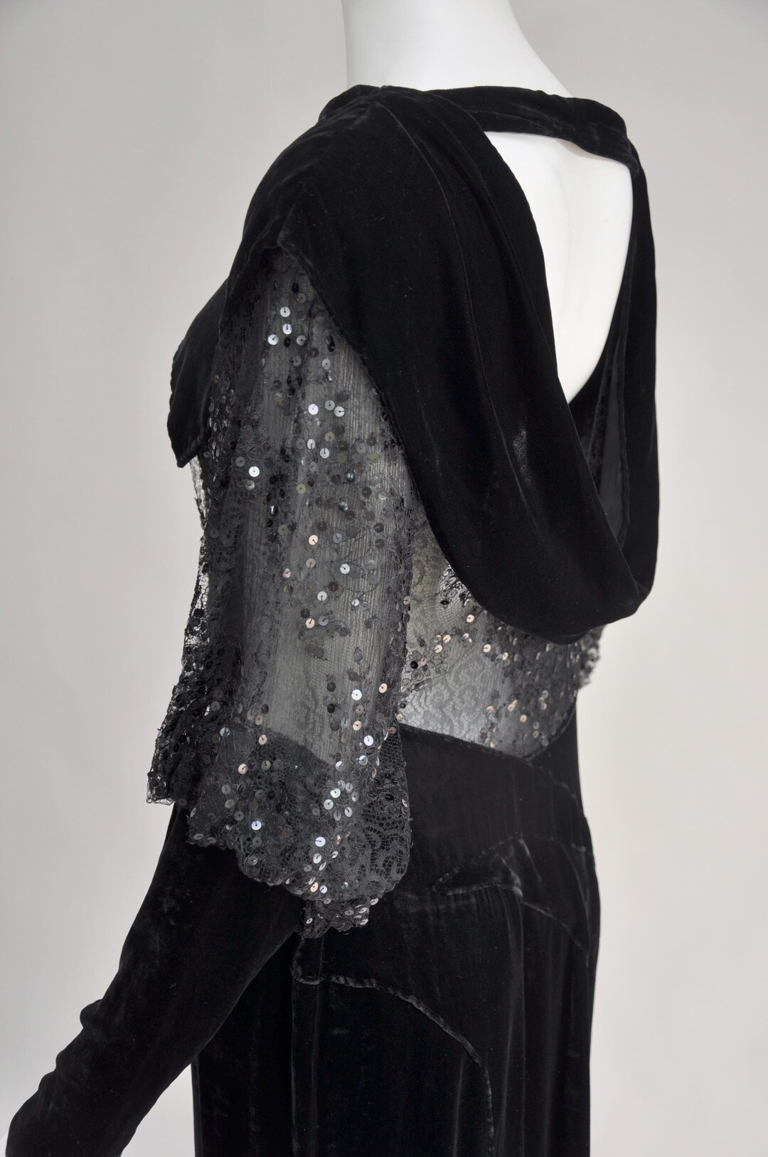 Vintage 1930s Black Silk Velvet Dress W/ Sequins & Bishop Sleeves S/M ...