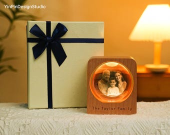 Custom 3D Crystal Globe Photo Light in Wood Frame | Personalised Family Photo Gift