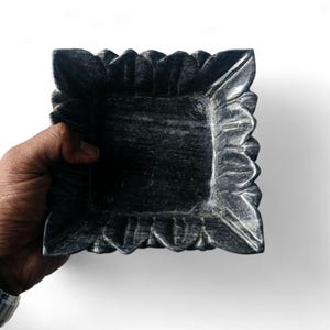 Decorative Square Shape Greyish Black Marble Ruffle Wave Ribbed Fruit Bowl for Home, for keeping keys, perfumes, toiletries or Jewellery
