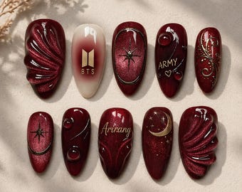 Uñas postizas Arirang de BTS / Arte Royal Crimson para el regreso en 2026 / Uñas de terciopelo con forma de ojo de gato en 3D / Uñas K-pop con filigrana dorada / Uñas personalizadas