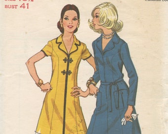 1970's Butterick 5840 Misses' Front Zip Princess Seam A-Line Dress Notched Collar Bust 41 UNCUT